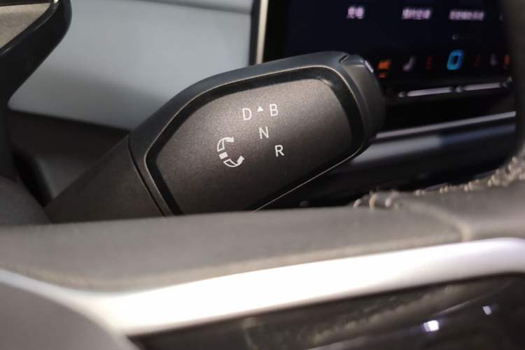 Used Volkswagen ID.4 X 2025 Smart Version Pure & Intelligent Enjoyment Edition
