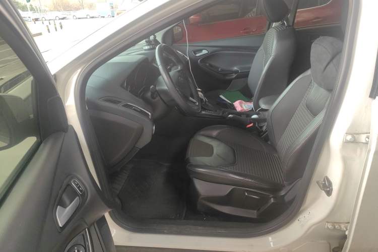 Used Ford Focus 2015 Hatchback EcoBoost 180 Automatic Elite Model