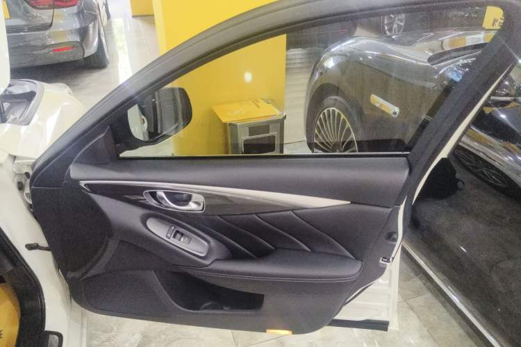 Used Infiniti Q50L 2022 2.0T Comfort Edition