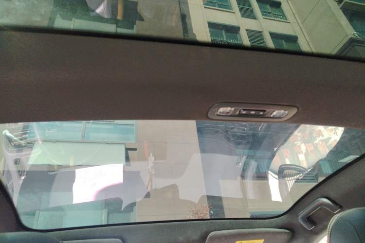 Used GAC Trumpchi EMPOW 2021 270T DCT J16 Version Headliner