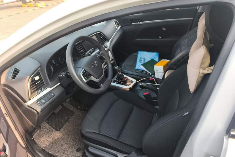 Used Hyundai Elantra (6th Generation / Lingdong) 2016 1.6L Automatic ZhiXuan – Elite Version Left Front Seat