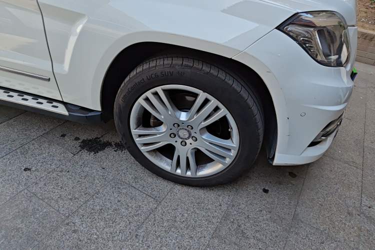 Used Mercedes-Benz GLK-Class 2015 GLK 260 4MATIC Dynamic Edition Ultimate Version Right Front Wheel Hub