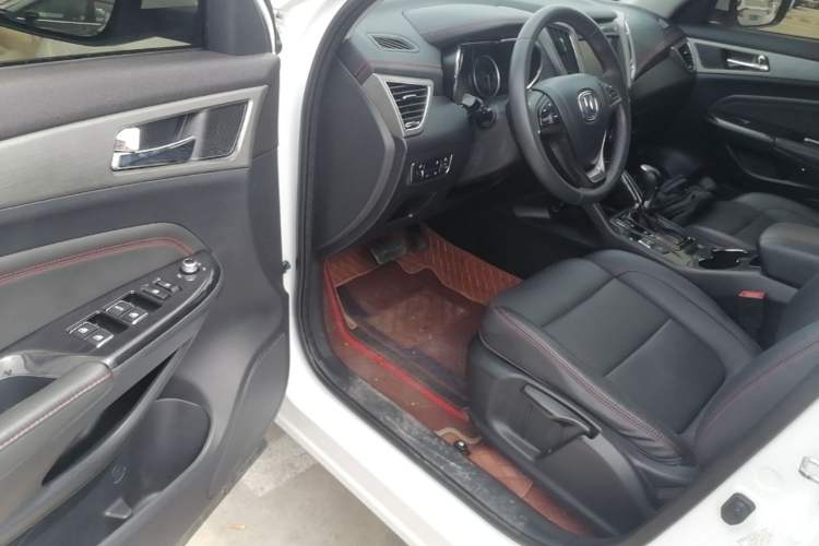 Used CHANGAN CS75 2017 Shangkui Edition 1.5T Automatic Fengxiang Model