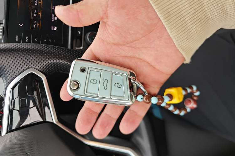 Used Volkswagen Golf 2020 Zhiai Edition 200TSI DSG Comfortable & Ambitious Version Interior 1