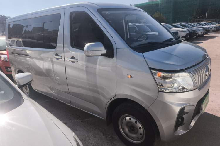 Used CHANGAN KAICHENG Ruixing M60 2023 1.5L GDI Comfort-Class Passenger Vehicle 6/7 Seats Exterior 1