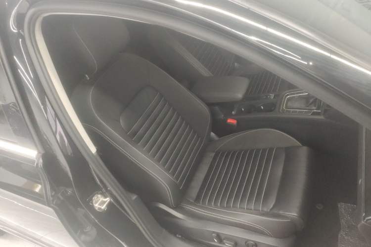 Used Volkswagen Magotan 2020 330TSI DSG Leading Model