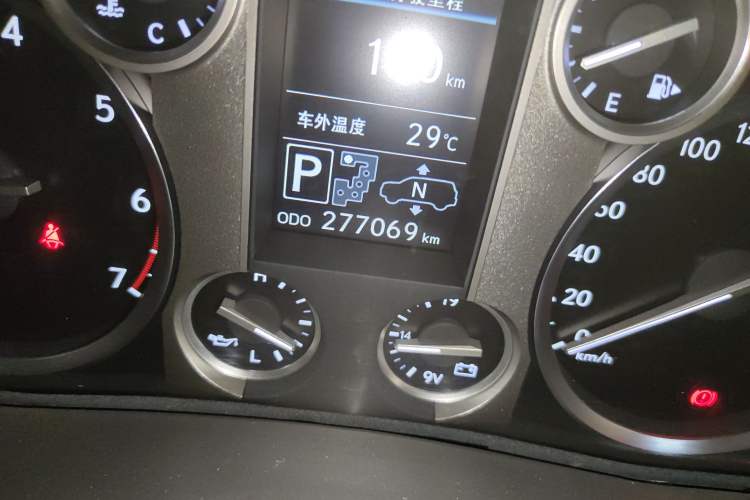 Used Lexus LX 2013 570