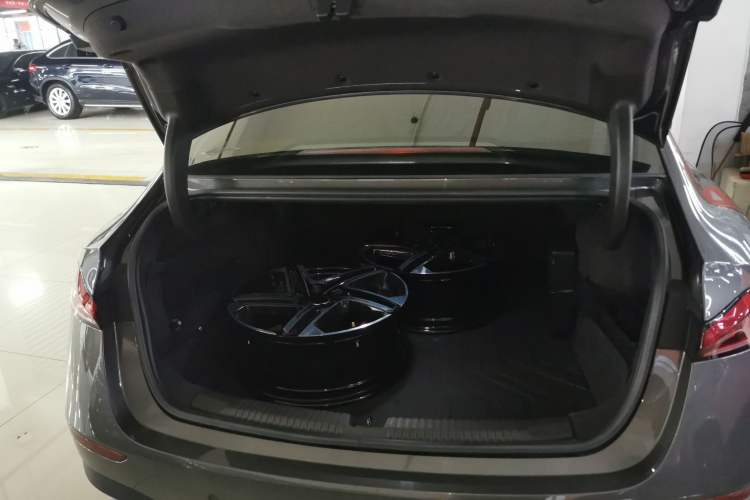 Used Roewe D7 2023 DMH 125km Flagship Edition
