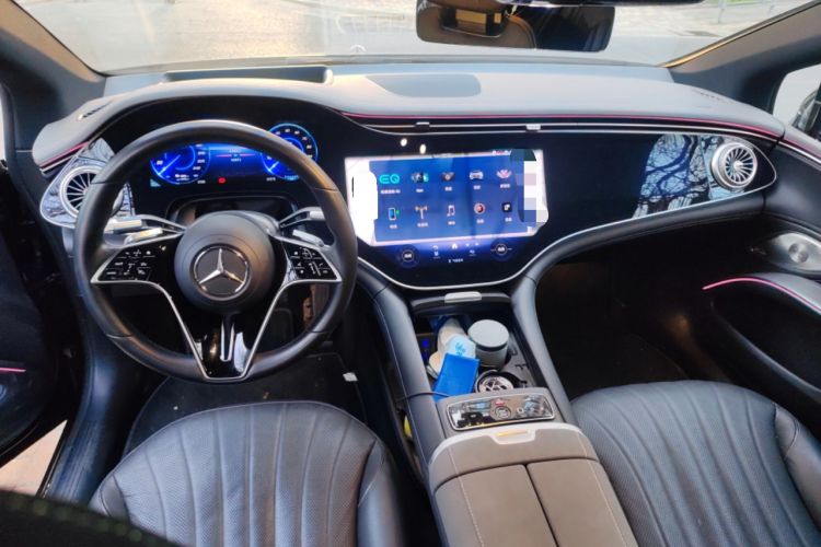 Used Mercedes-Benz EQS 2022 Updated Version 450+ Luxury Edition Center Console