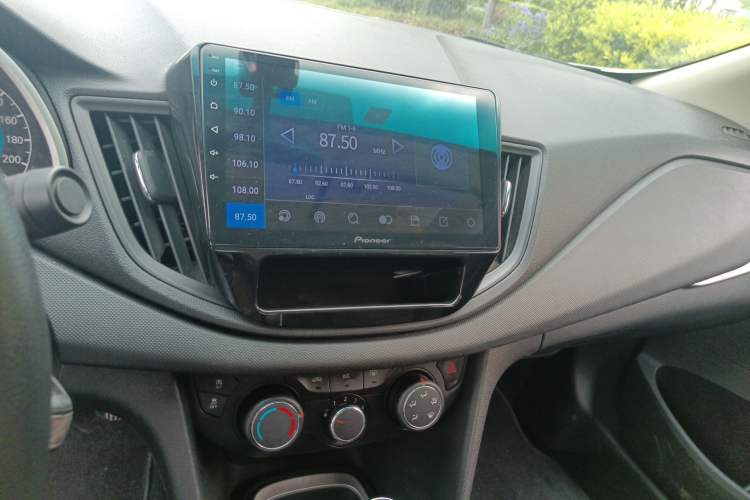 Used Chevrolet Cavalier 2018 320 Automatic Enjoyment Sunroof Edition Audio And AC Panel