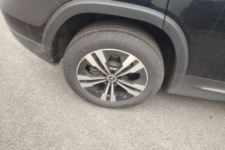 Used Mercedes-Benz GLB 2024-Year Restyled GLB 200 Dynamic Edition
