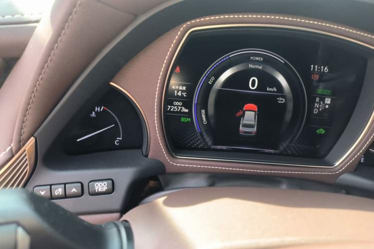 Used Lexus LS 2020 500h Luxury Edition China VI Standard Odometer Close Up