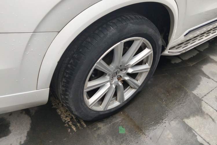 Used Volvo XC90 2019 T6 Zhiyi Edition 7-Seater China VI Standard