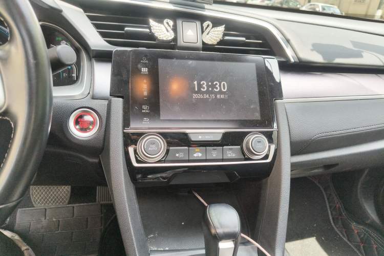 Used Honda Civic 2016 220TURBO CVT Prestige Edition
