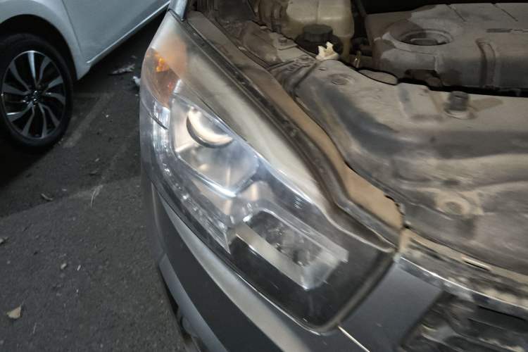 Used SsangYong Korando 2014 2.0L Gasoline Two-Wheel Drive Automatic Luxury Navigation Edition