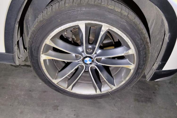 Used BMW X1 2015 sDrive18i Leading Edition