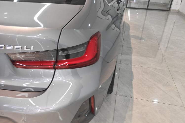 Used BMW 3 Series 2023 325Li M Sport Package