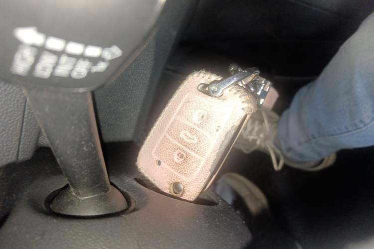 Used Volkswagen T-ROC 2019 230TSI DSG Two-Wheel-Drive Advanced Version China VI Standard