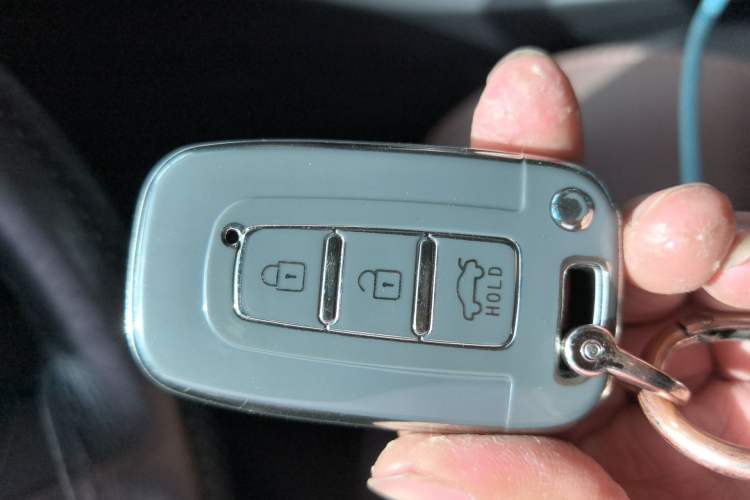 Used Hyundai Sonata 2015 Classic 2.4L Automatic Leading Edition China IV Standard