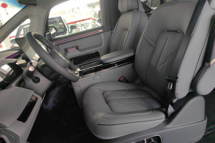 Used Zeekr MIX 2025 Intelligent Driving Version Left Front Seat