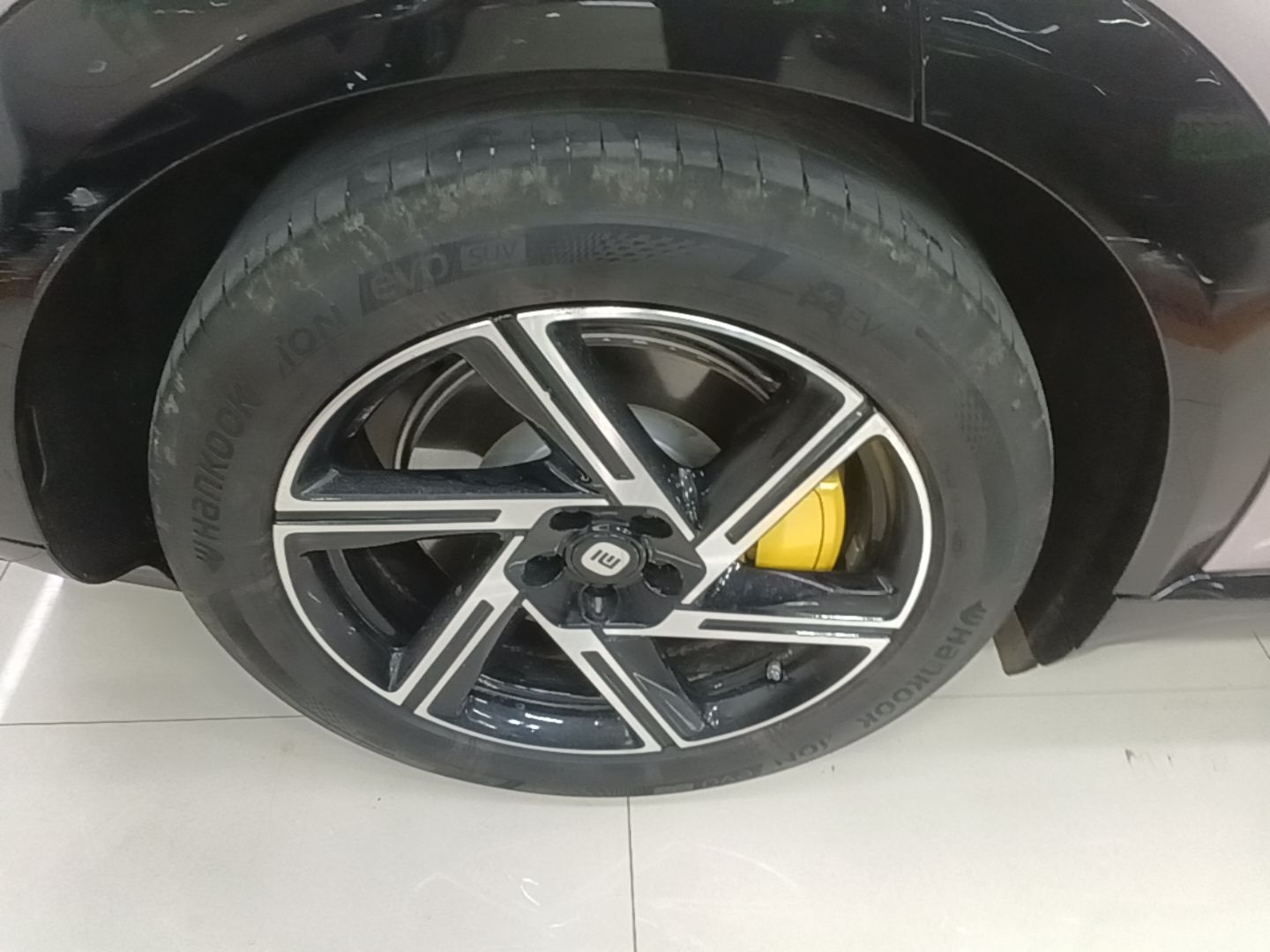 Xiaomi Auto YU7 2025 Ultra-Long Range All-Wheel Drive Pro Version — снимка 11