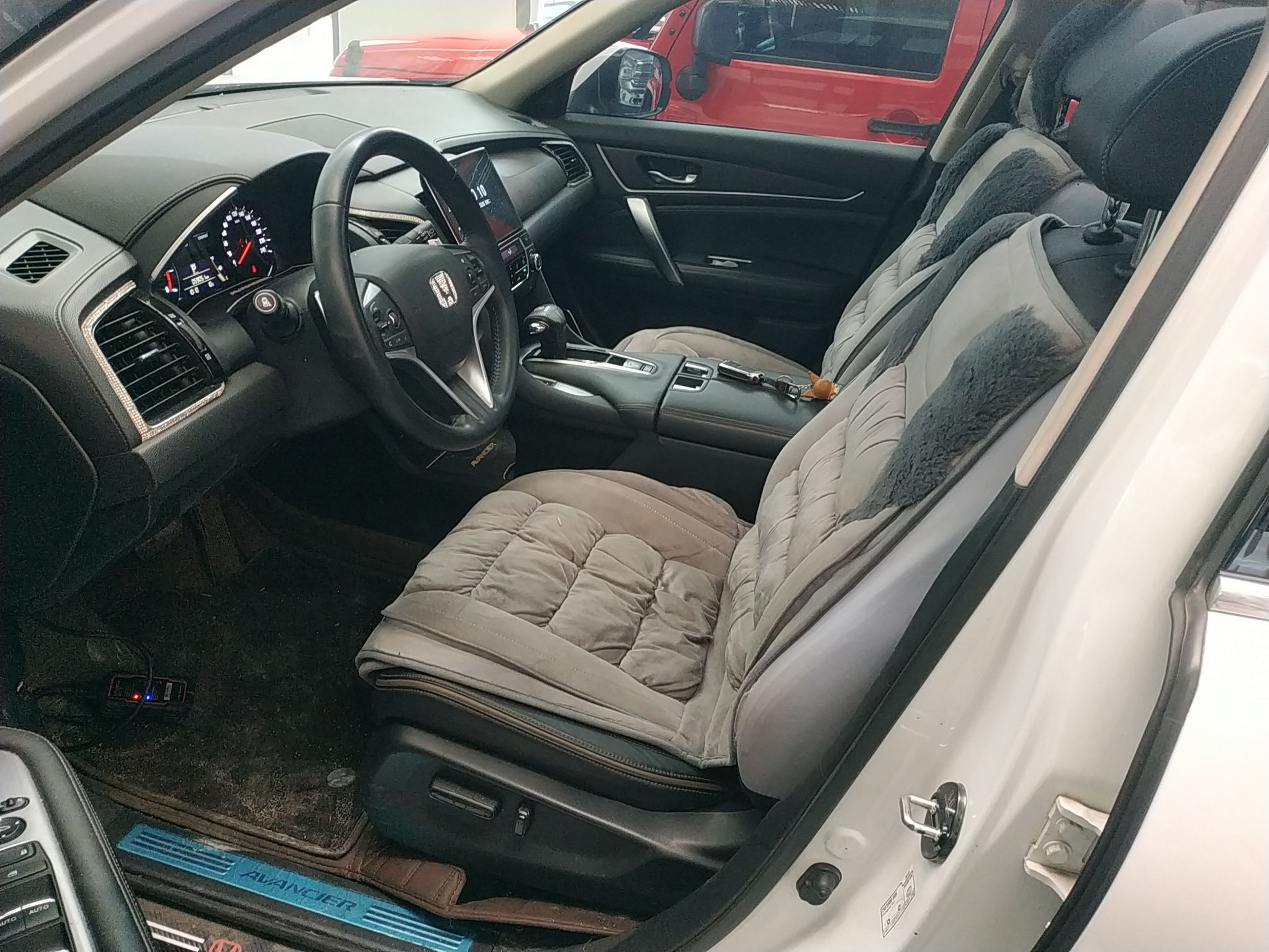 Переднее сиденье в автомобиле