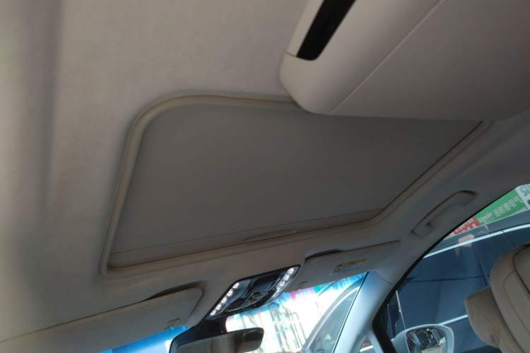 Used Buick GL8 New Energy 2024 Lu Zun Luxury Edition 7-Seater Headliner