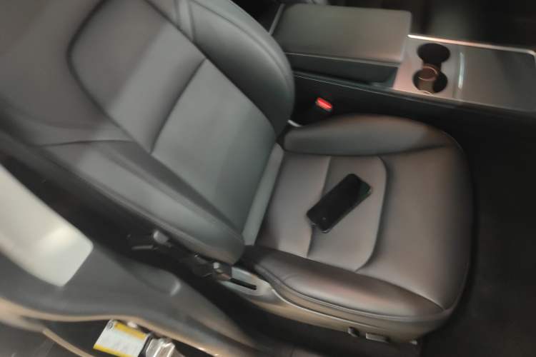 Used Tesla Model Y 2022 Revised Version Long-Range All-Wheel Drive Right Front Seat