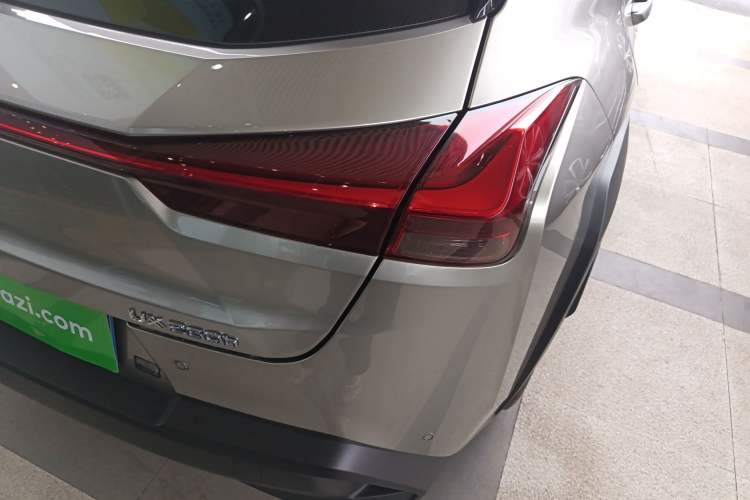 Used Lexus UX 2020 260h Explore & Adventure Edition