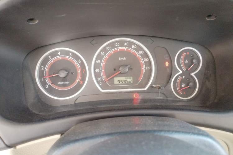 Used Soueast V3 Lingyue 2012 Revised Version 1.5L Manual – Happiness Edition Instrument Cluster