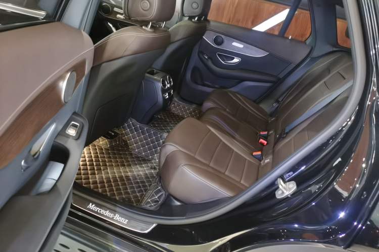 Used Mercedes-Benz GLC 2022 Refreshed GLC 300 L 4MATIC Dynamic Edition