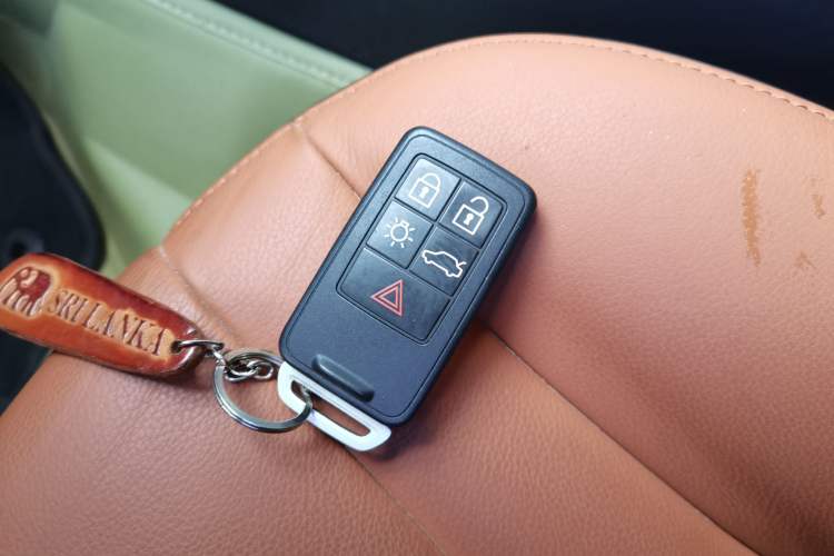 Used Volvo S60 2017 S60L T3 Smart Upgrade Edition Vehicle Key