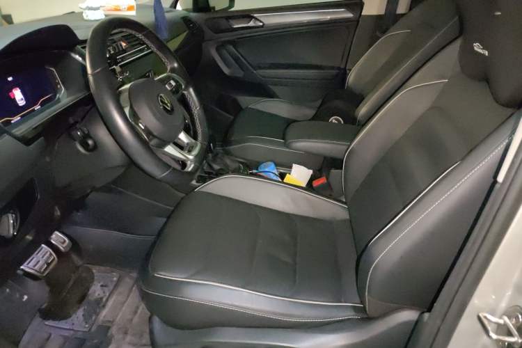 Used Volkswagen Tiguan L 2021 330TSI Automatic Two-Wheel Drive R-Line Flagship Edition
