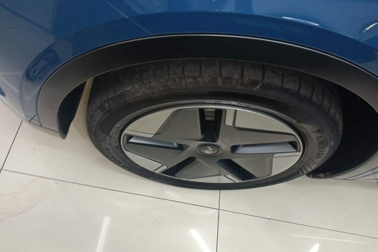 Used ONVO L60 2024 60 kWh All-Wheel Drive
