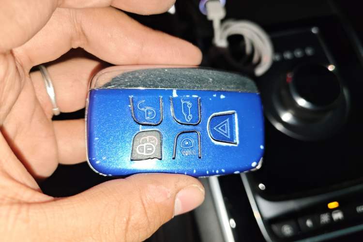 Used Jaguar XEL 2018 2.0T 200 PS Luxury Edition Vehicle Key