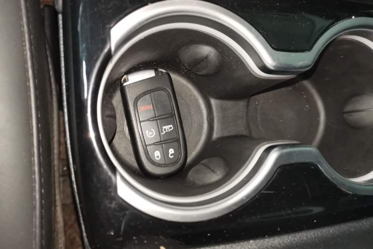 Used Jeep Grand Commander 2018 2.0T Four-Wheel Drive Prestige Edition China V
