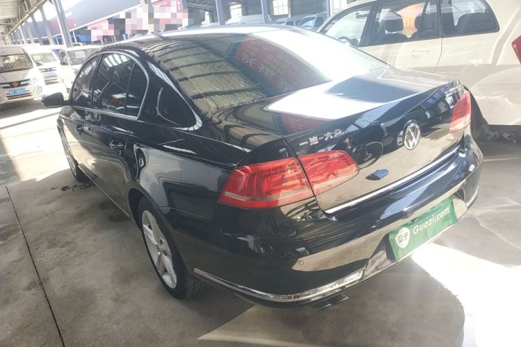 Used Volkswagen Magotan 2015 Facelift 1.8TSI Luxury Model Rear Left 45 Deg