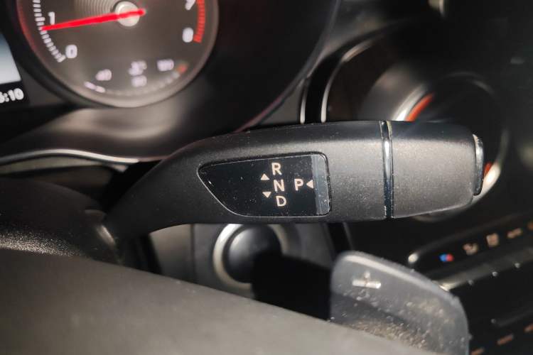 Used Mercedes-Benz GLC 2017 GLC 260 4MATIC Luxury Model
