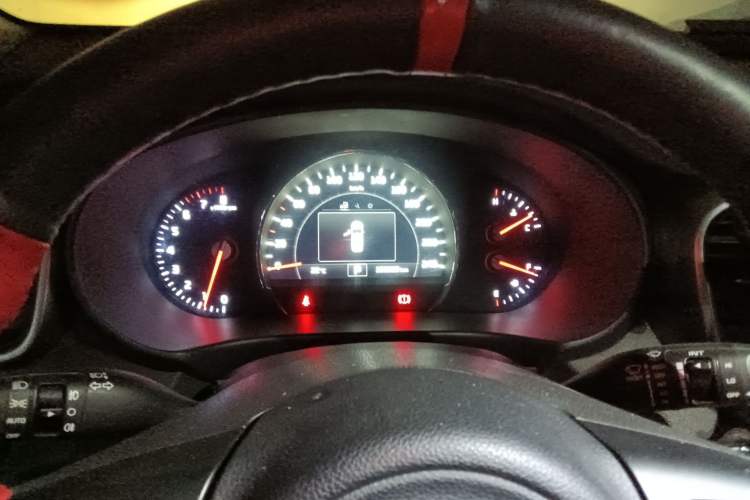 Used Kia Sorento 2015 Sorento L 2.4L Gasoline 4WD Elite Edition 7 Seats China IV Standard Instrument Cluster