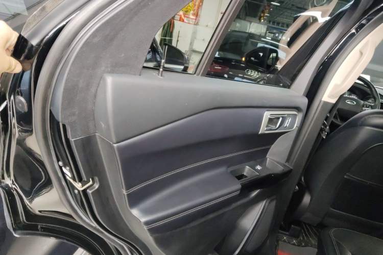 Used Ford Explorer 2020 EcoBoost 285 4x4 Trend Edition 7-Seater