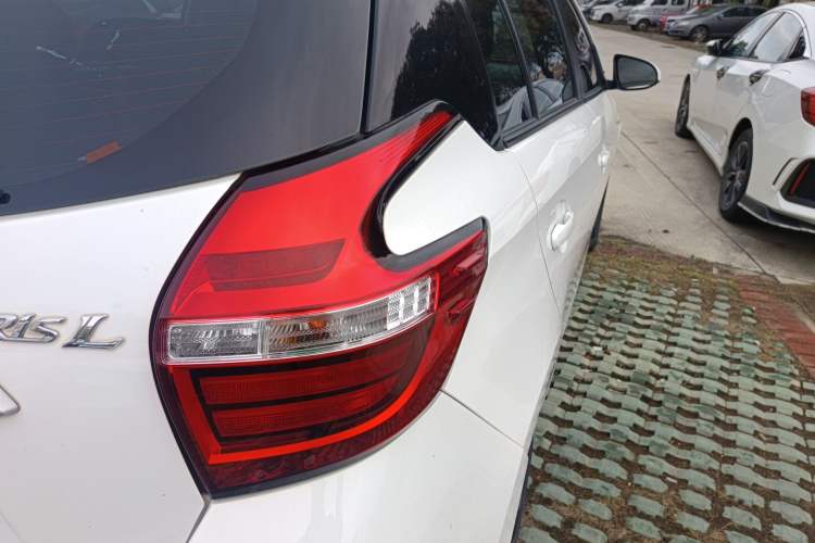 Used Toyota YARiS L Zhi Xuan 2016 Revised 1.5E CVT Charming Edition
