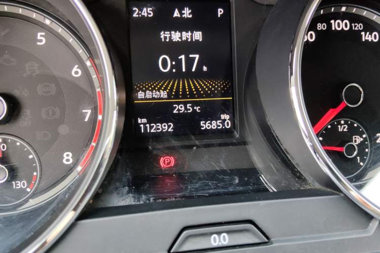 Used Volkswagen Tiguan L 2017 380TSI Automatic All-Wheel-Drive Luxury Edition Odometer Close Up