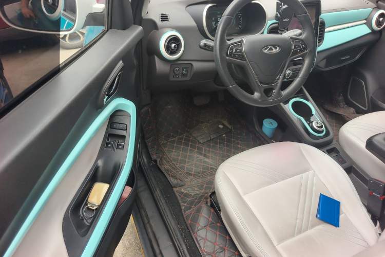 Used Chery Little Ant 2021 200 000-Yuan Ant Fan Edition Talent Version NMC Battery 408 km续航
