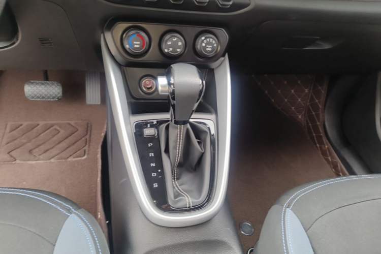 Used Baojun 510 2021 1.5L CVT Enjoy Edition Gear Lever