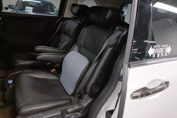 Used Honda Odyssey 2024 2.0L eHEV Sharp & Enjoy Edition