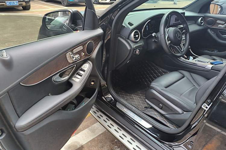 Used Mercedes-Benz GLC 2022 GLC 300 L 4MATIC Dynamic Edition Prestige Model
