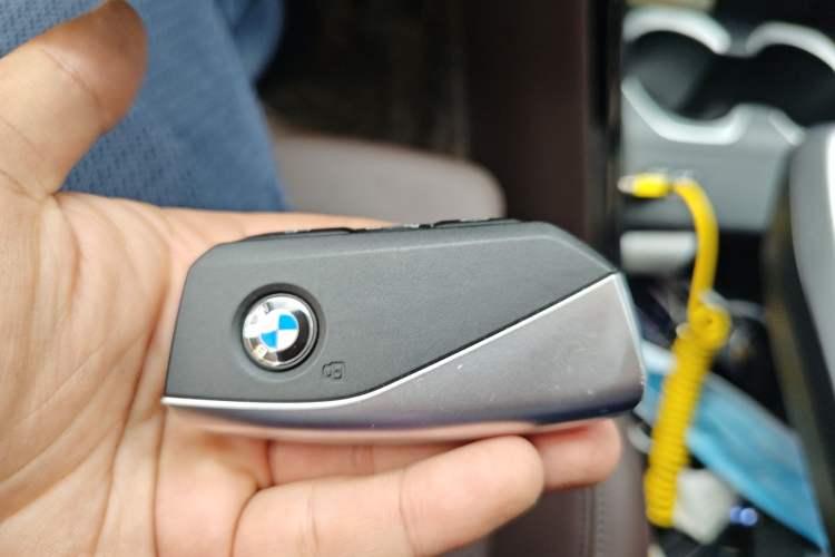 Used BMW X2 2024 sDrive25i M Sport Package Vehicle Key