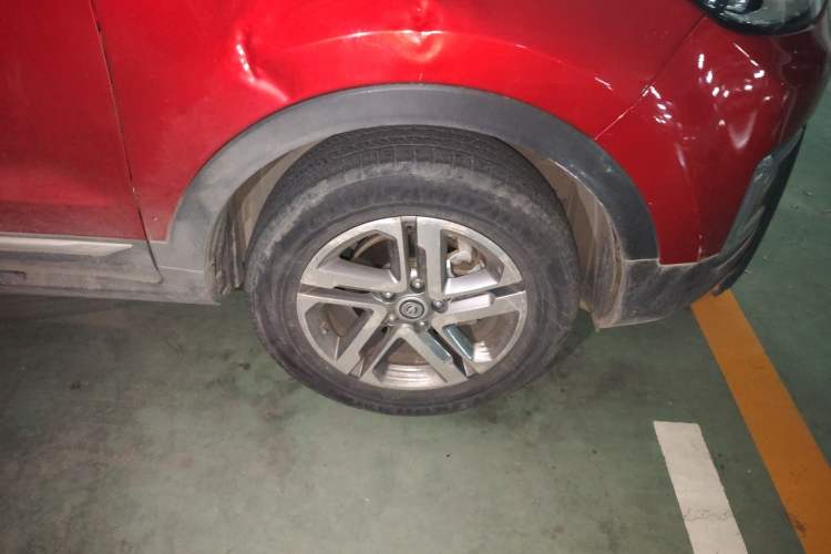 Used CHANGAN CS55 2017 1.5T Manual Colorful Edition Right Front Wheel Hub