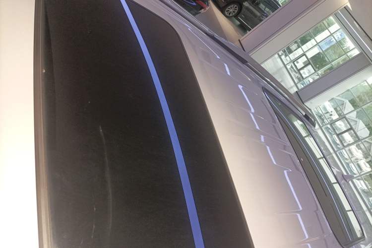 Used Toyota Granvia 2022 2.5L Hybrid Premium Edition
