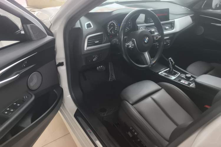 Used BMW 1 Series 2020 125i Leading Model M Sport Package
